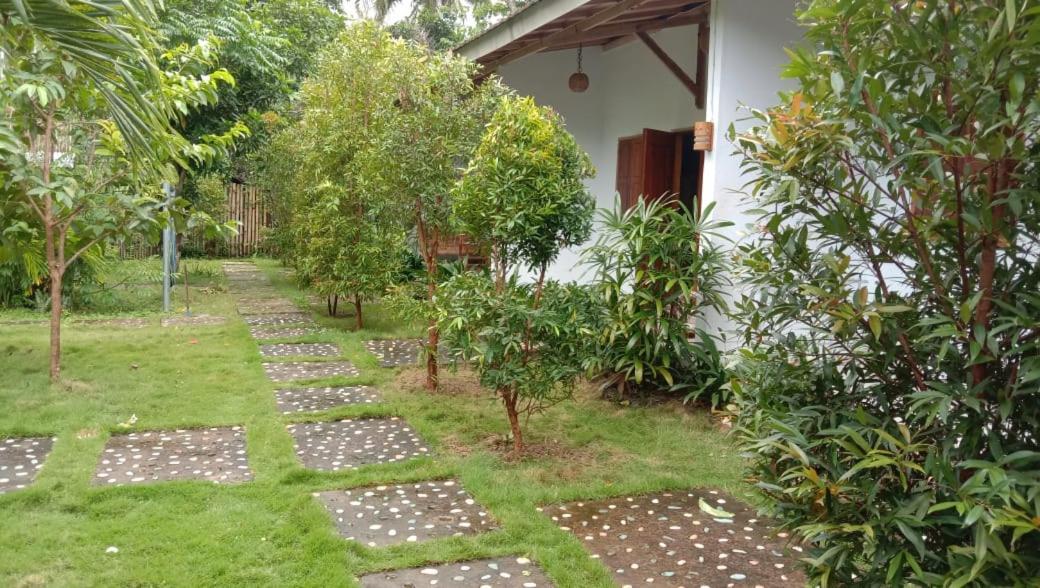 Sentul Hostel Kuta (Lombok) Exterior foto